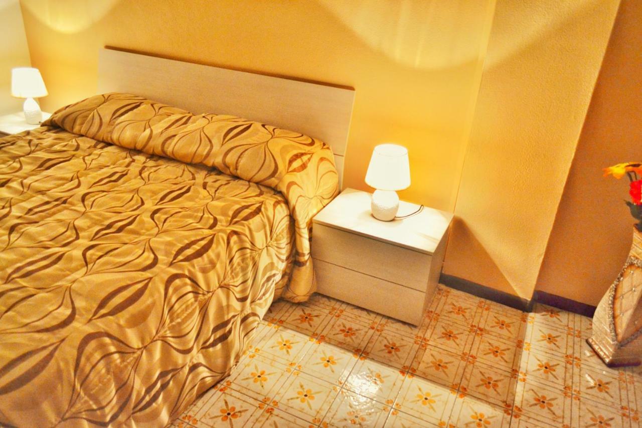كاتانيا B&B Lungomare المظهر الخارجي الصورة