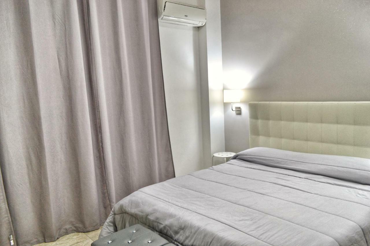كاتانيا B&B Lungomare المظهر الخارجي الصورة